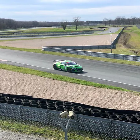 ベッド・アンド・ブレックファスト Avec Terrasse